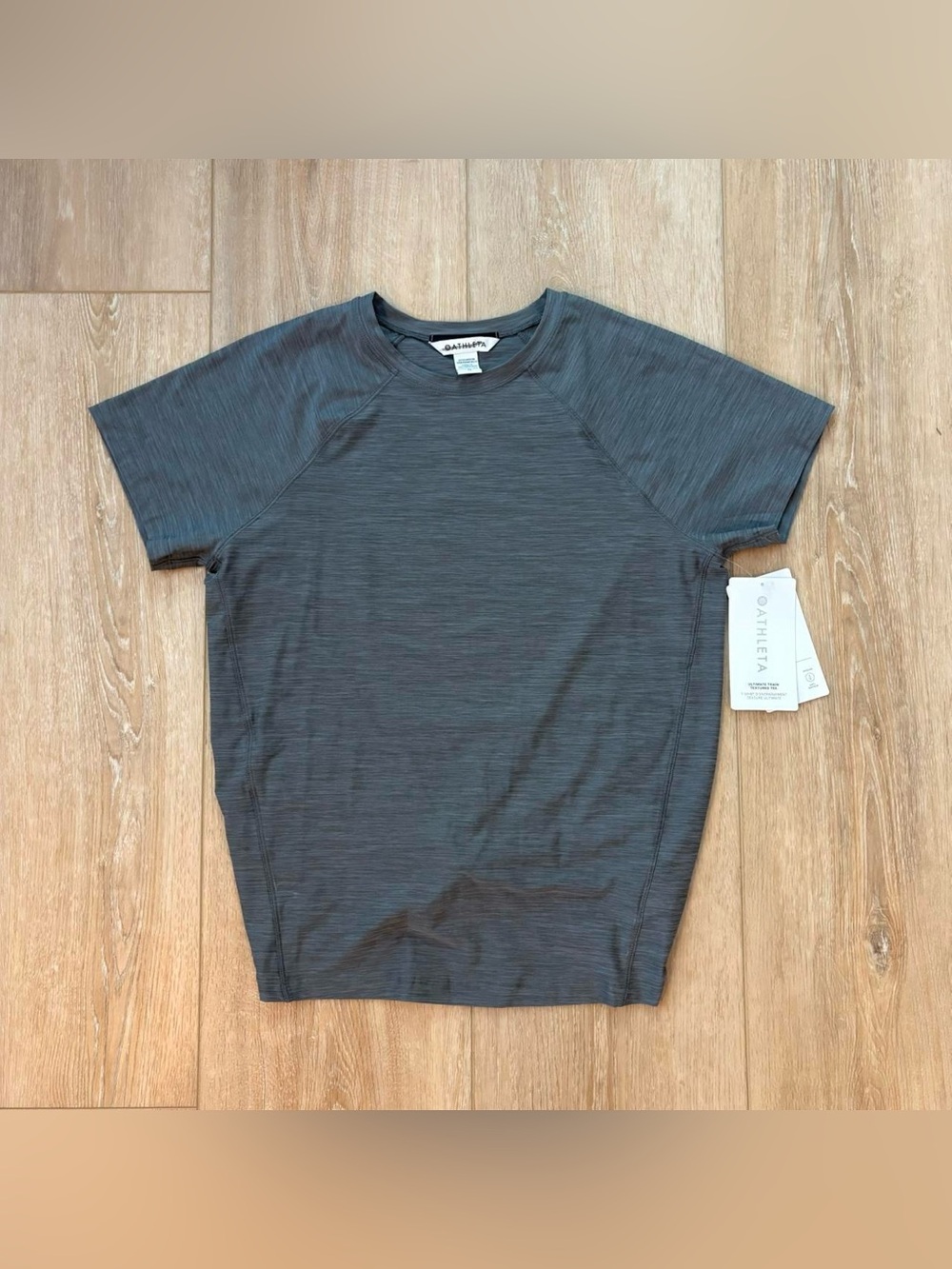 Women’s Athleta XS Ultimate Train Textured Tee